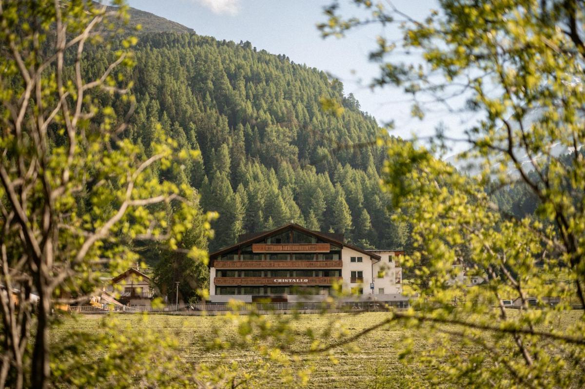 Hotel Cristallo - Housity