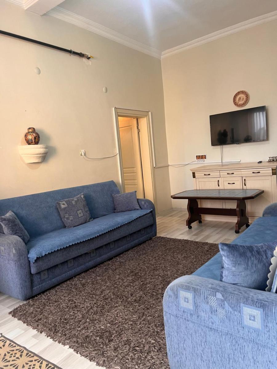 Uluyol Stone House - Housity