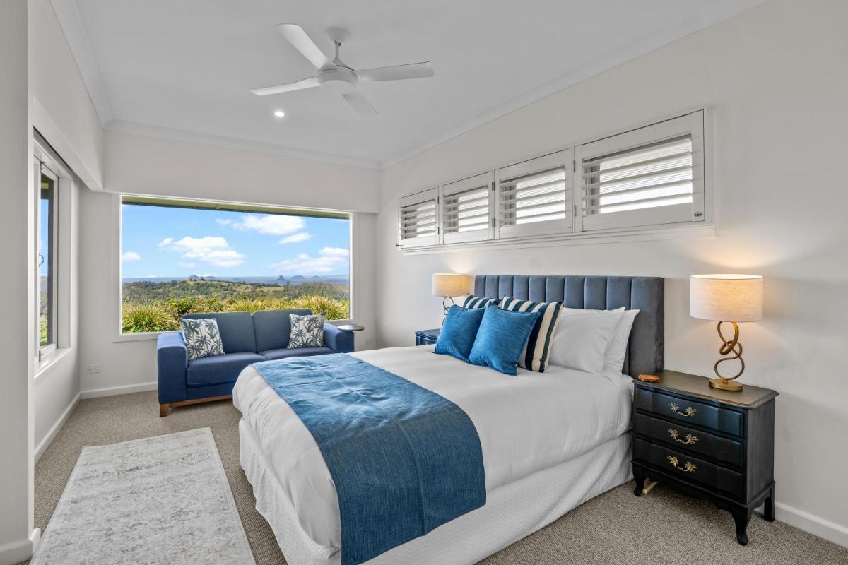 Hillside House at Bald Knob - Housity
