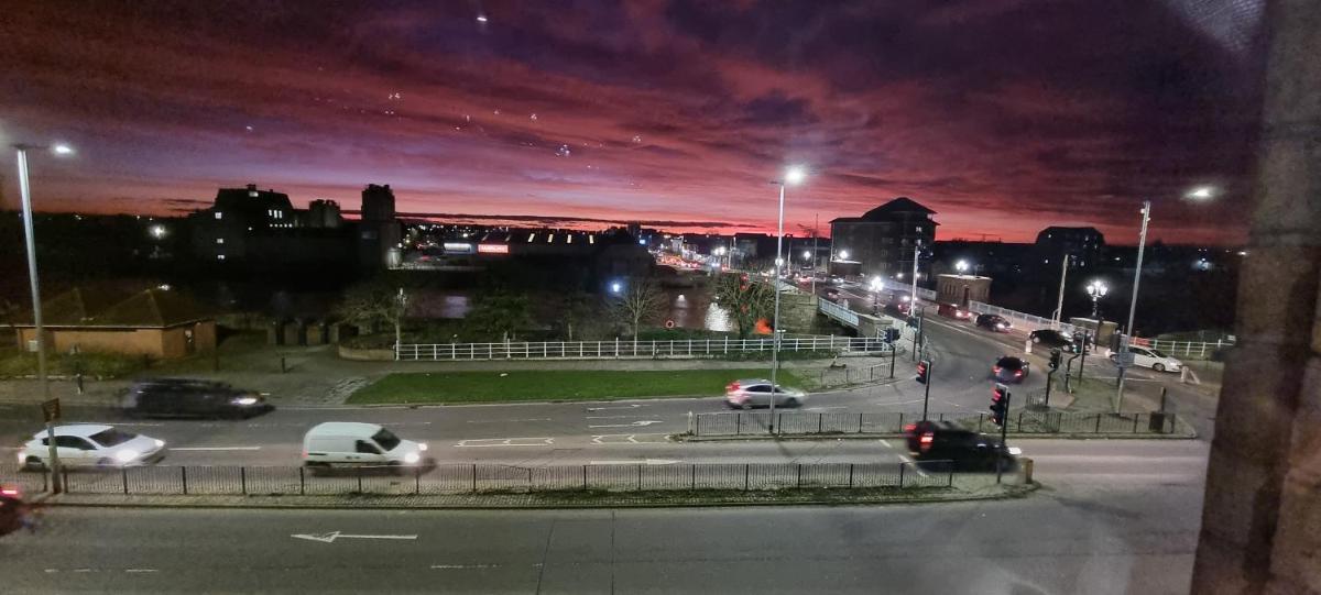 Entire Two Bedrooms Flat with Nice View H2 - Housity