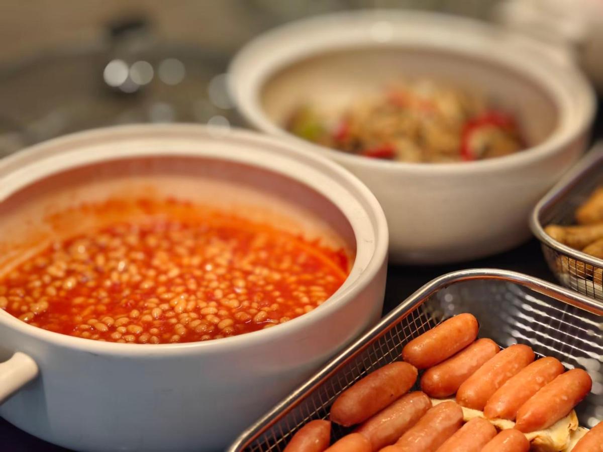 Holiday Inn Shijiazhuang Central, an IHG Hotel - Housity