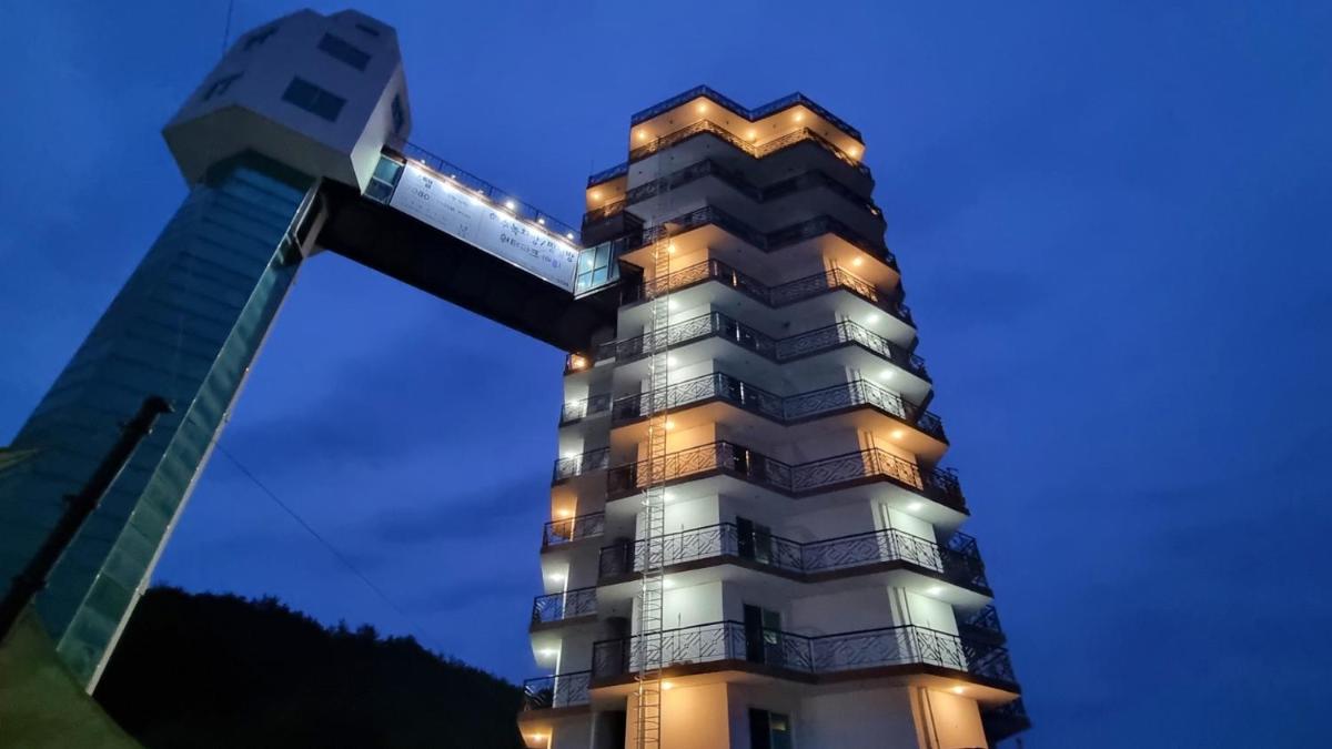 Andante Resort - Housity