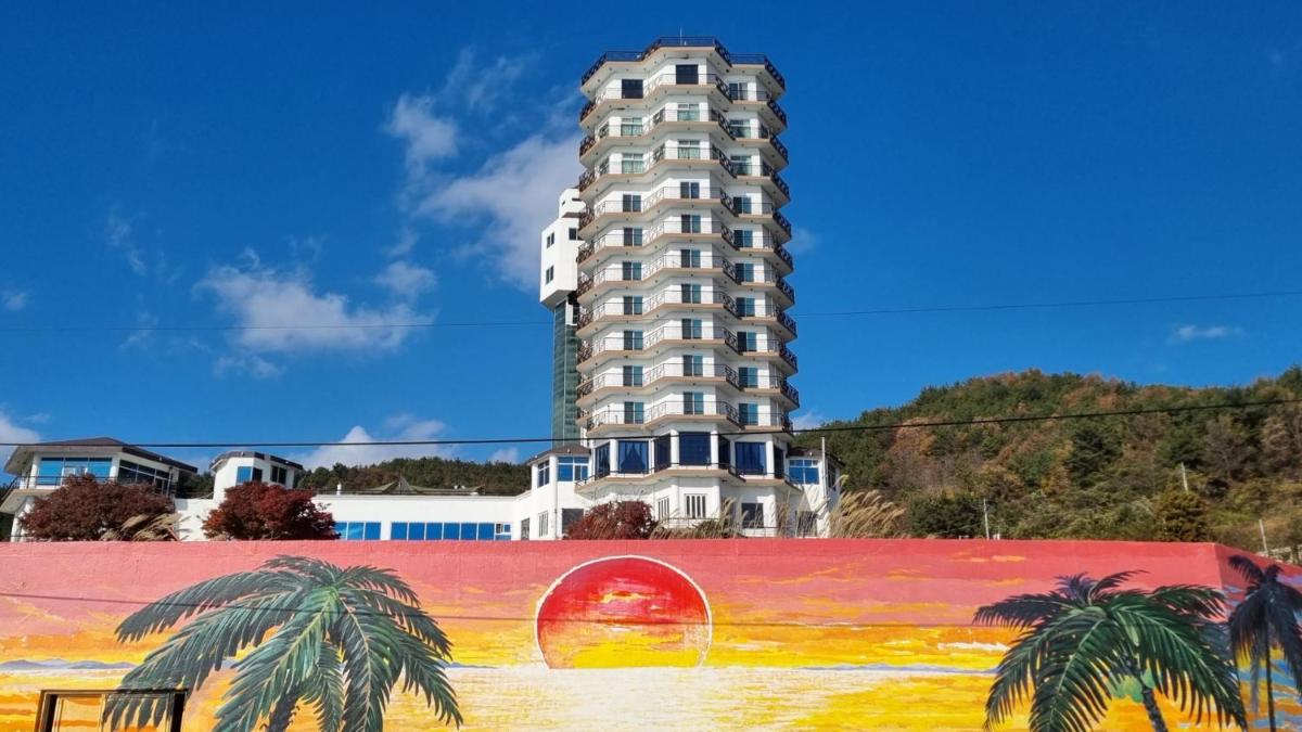 Andante Resort - Housity