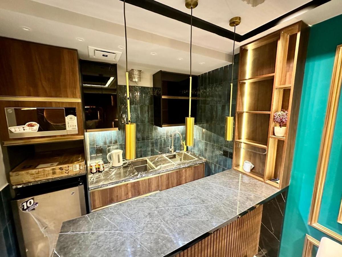 Designer apartment f10 markaz Islamabad - Hizvo