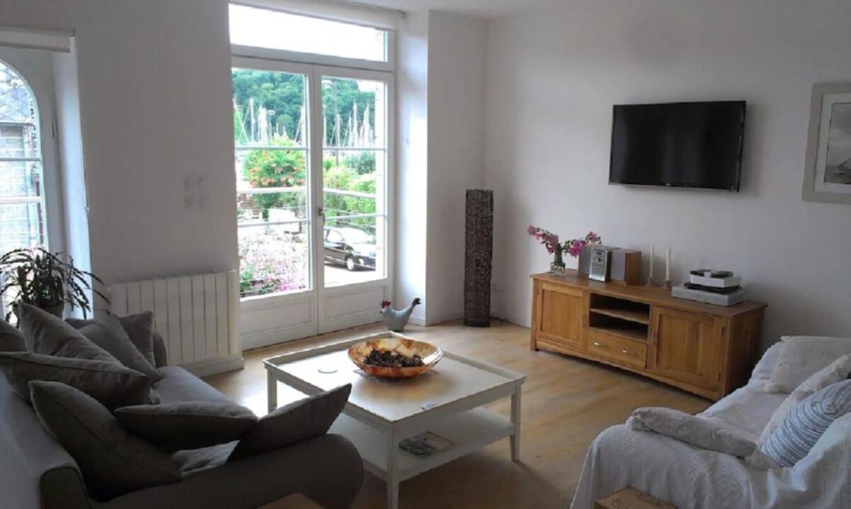 Maison Rose - Housity
