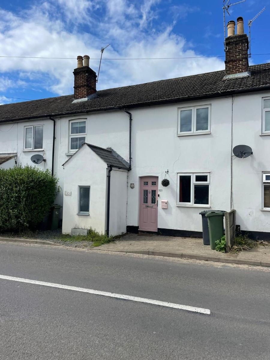 Guildford Road Cottage - Housity