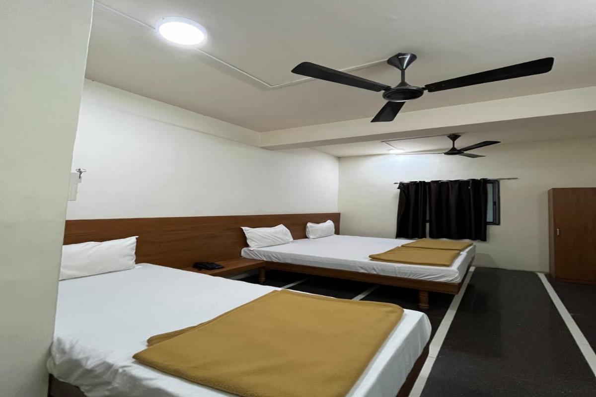 Hotel Mahalaxmi - Housity