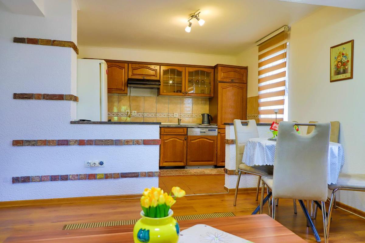 Apartman Ozimice 2 - Housity