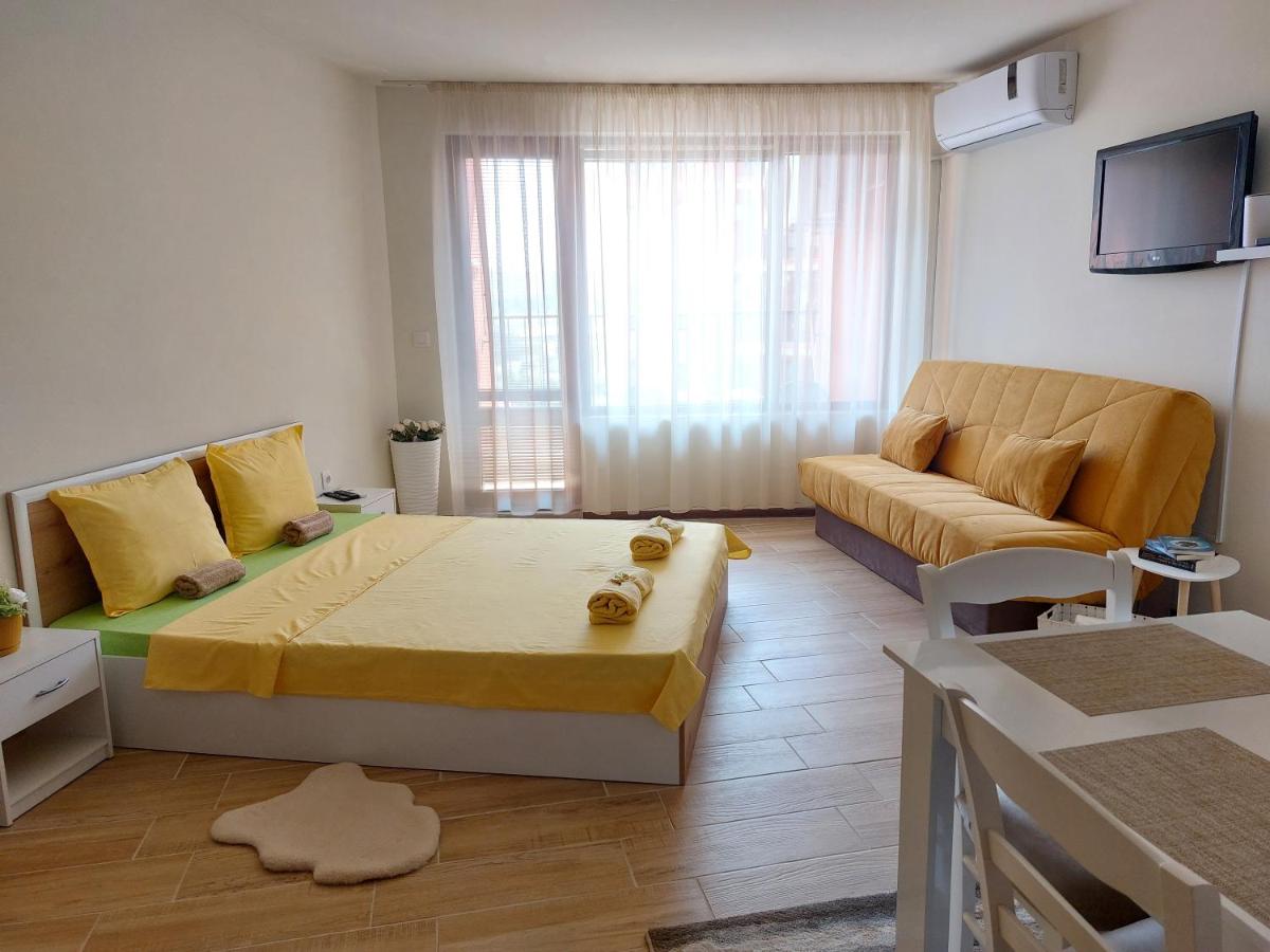 Krimski Apartment - Free Private Parking - Housity