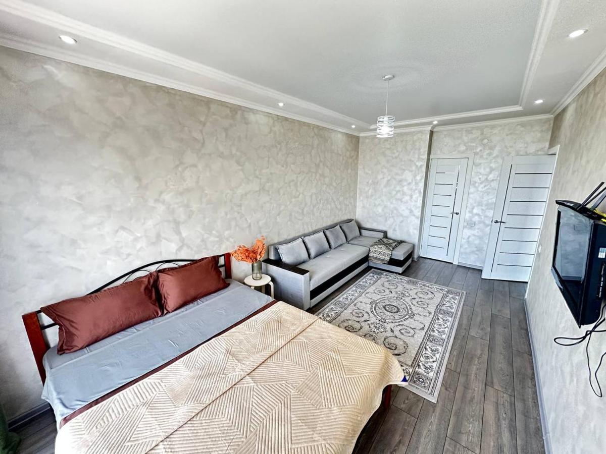 MEDINAHOTELKZ, #69, вид на горы и закат, до арбата 15 мин пешком, HALAL - Housity