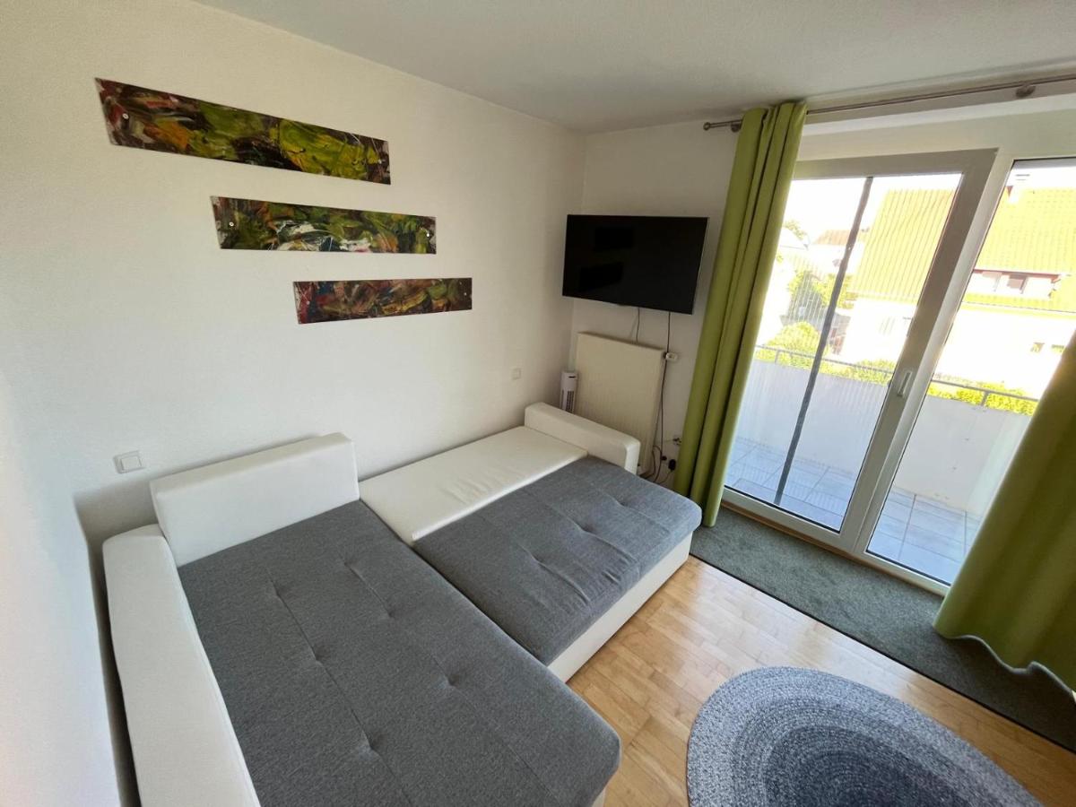 Cozy Appartment with Balcony - Housity