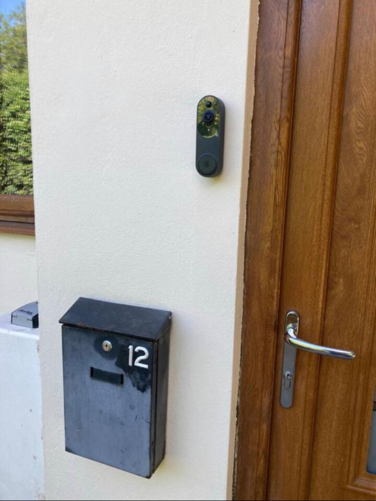 CV225AA Ground-Floor Flat Near Rugby School Self Check-in - Housity
