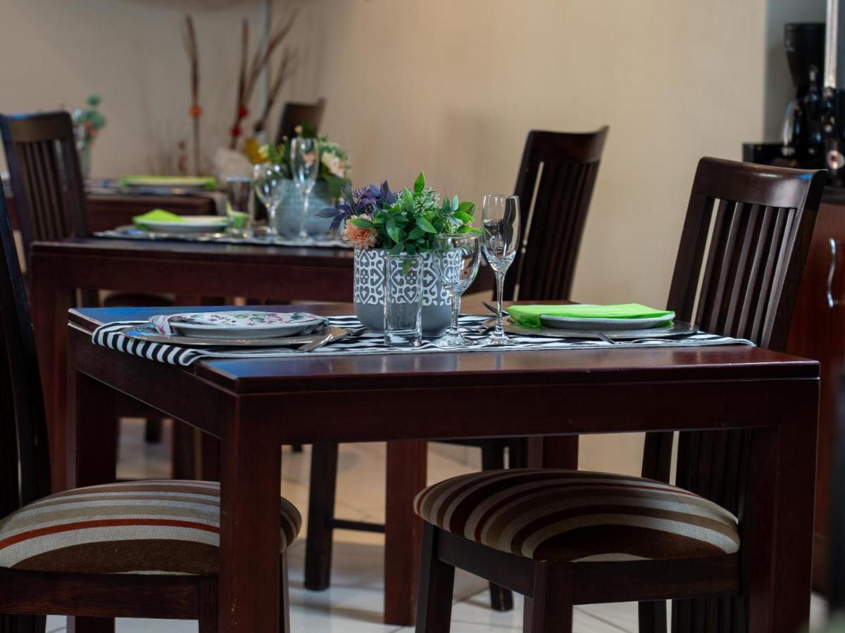 Global Village Guest House - Housity