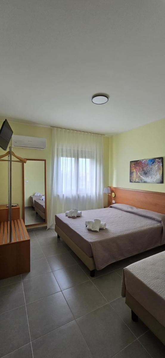 Pianisi Albergo - Housity