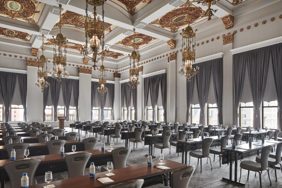The Pfister Hotel - Housity