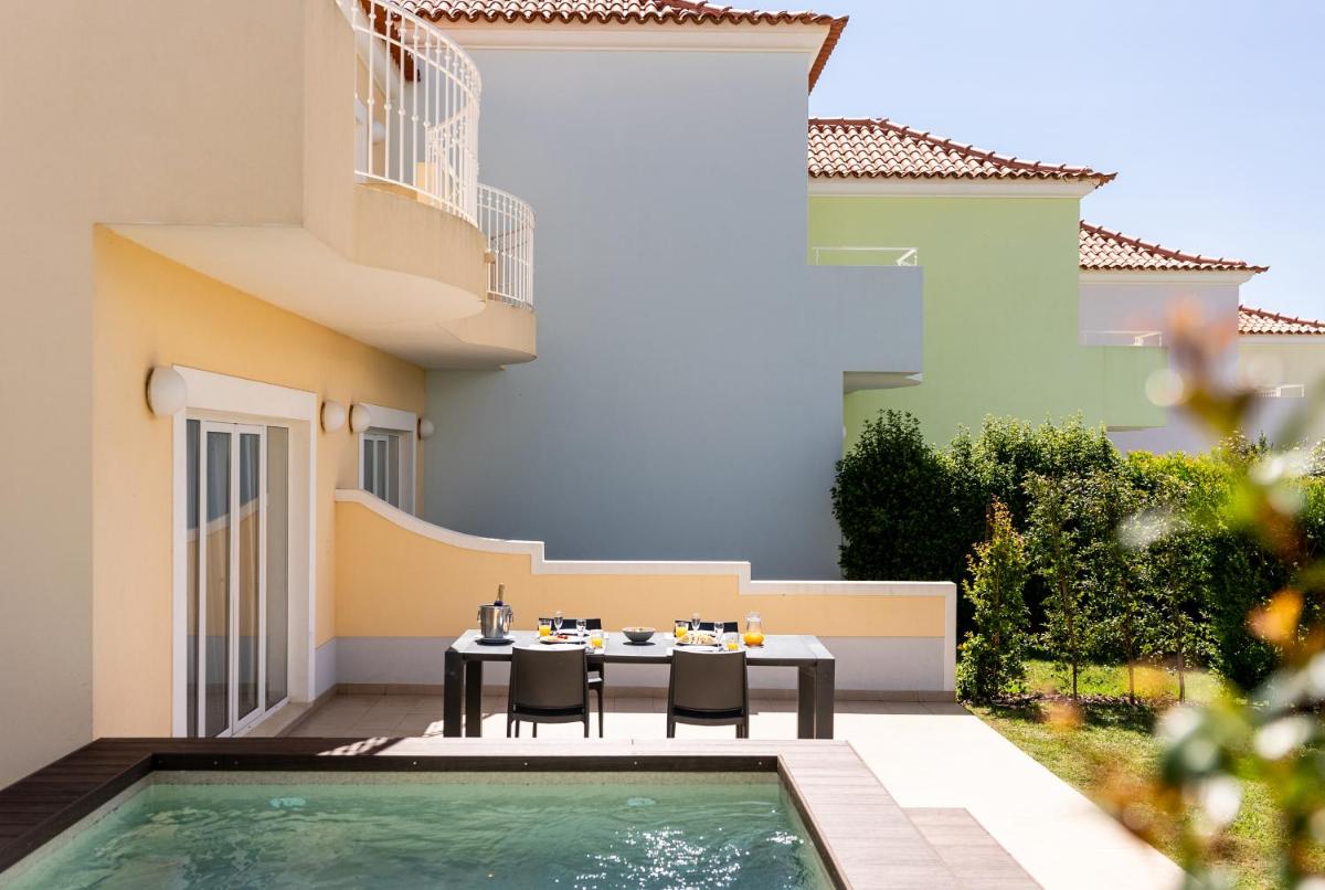A piscina em ou perto de Eden Villas & Apartments
