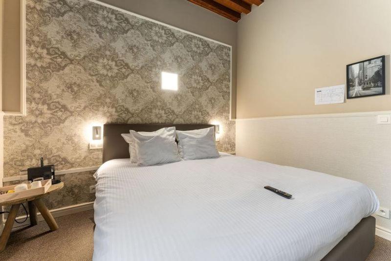 Hotel karel de stoute - Housity