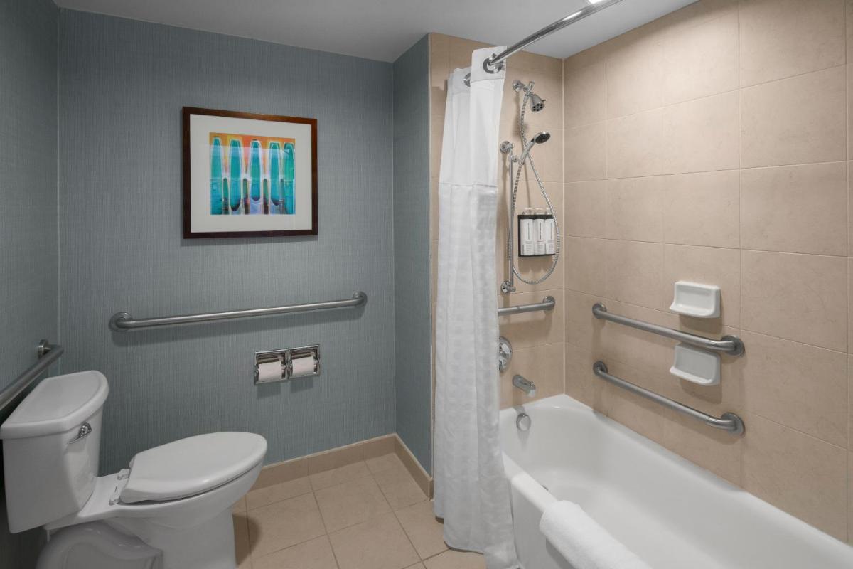 Hyatt Place Portland Airport/Cascade Station - Hizvo