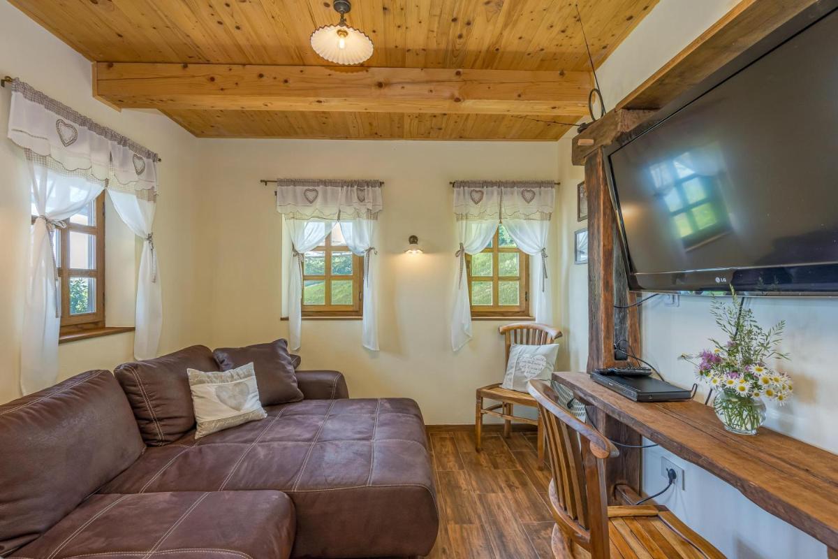 Old House Knezovo With Lovely View - Happy Rentals - Housity