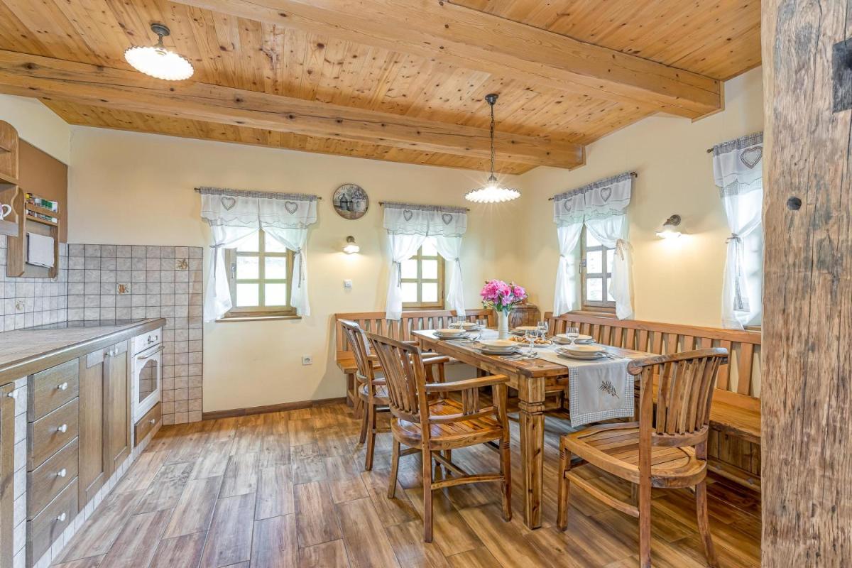Old House Knezovo With Lovely View - Happy Rentals - Housity