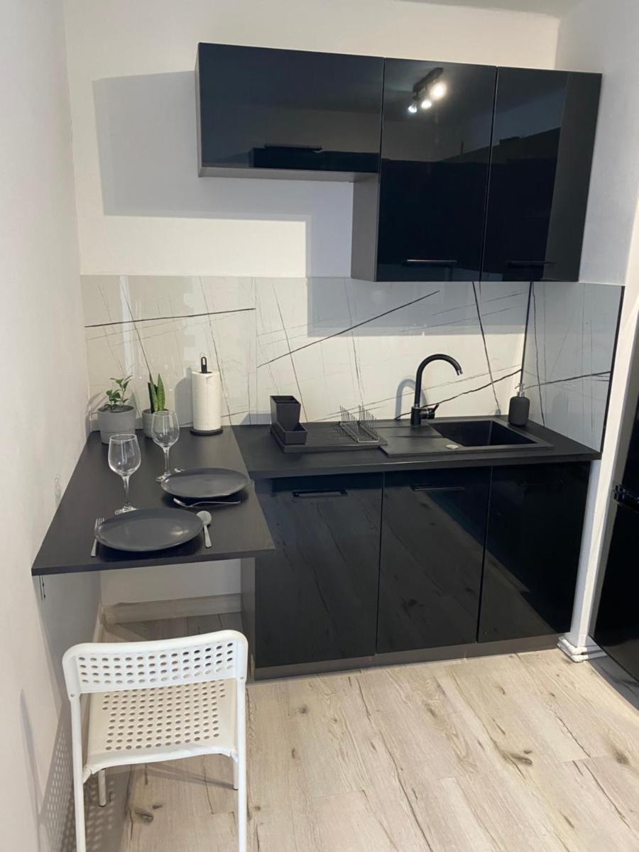 3 Sypialnie Grzybowska Ohmyhome - Hizvo