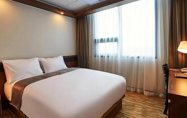 Gold Coast Hotel Incheon - Housity