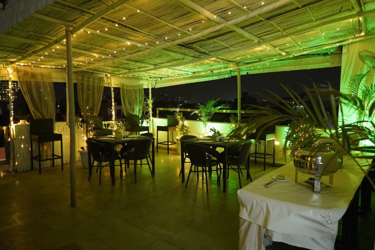 Vivid Boutique Hotel, Medanta, Gurugram - Housity