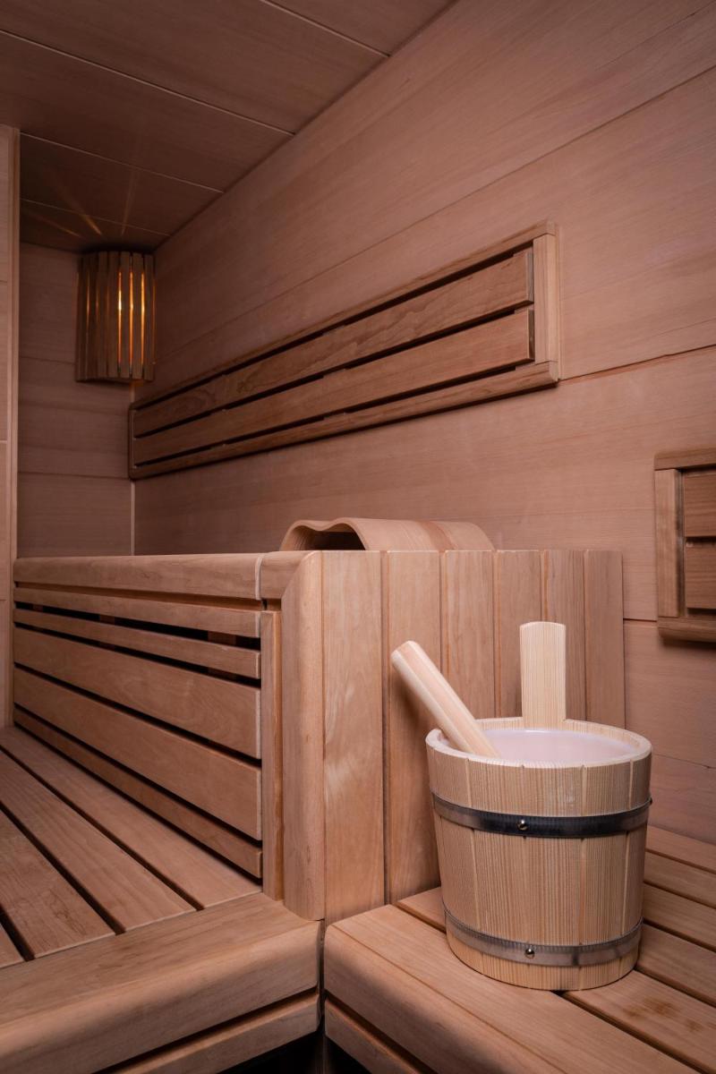 Galeriebild der Unterkunft KPM Hotel & Residences Berlin, a Member of Design Hotels in Berlin