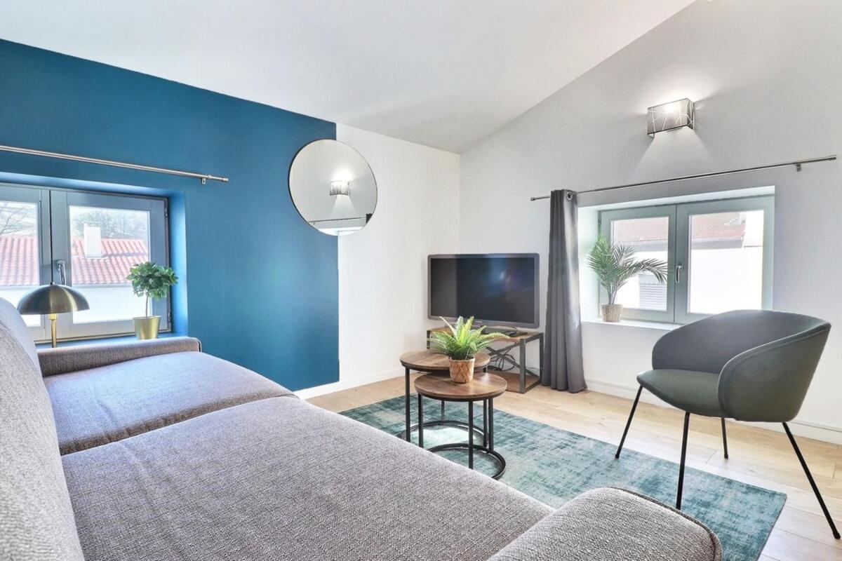 Luxury fully renovated apartment for 2! - Housity