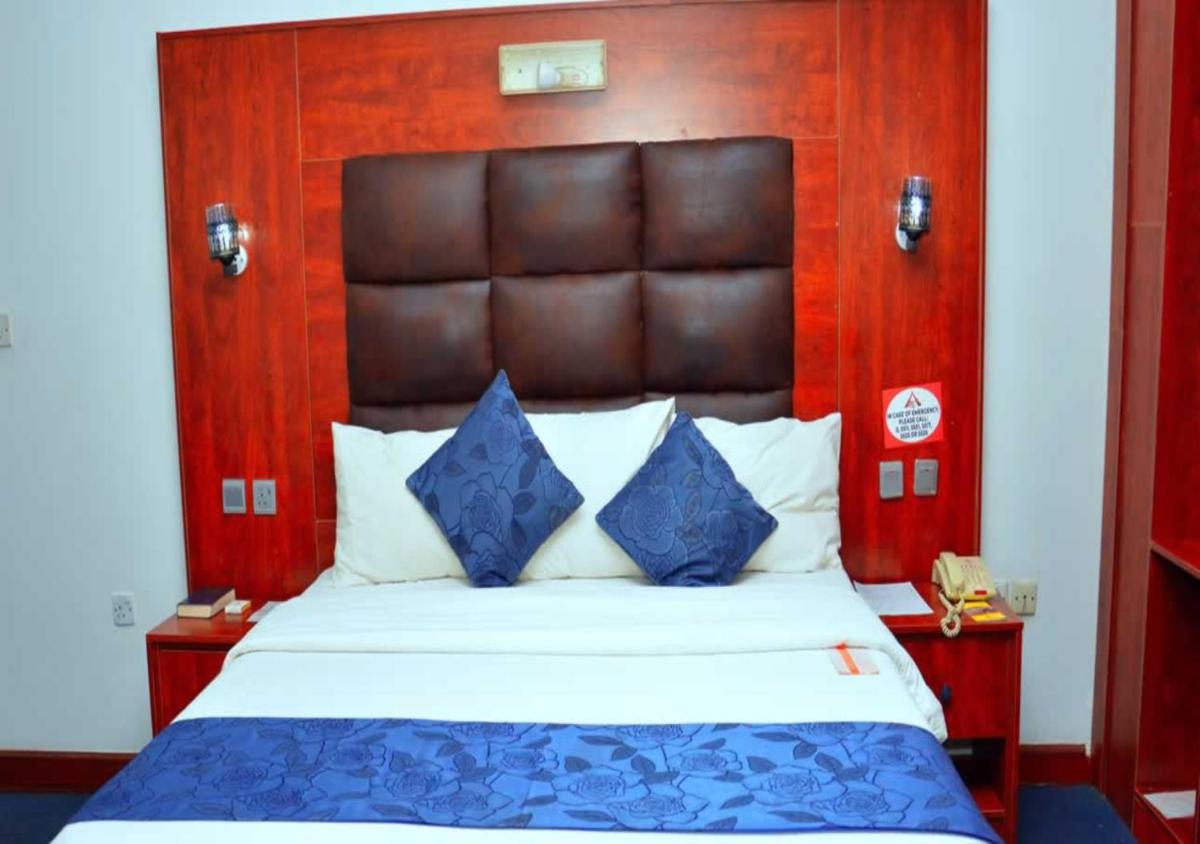 Reiz Continental Hotel - Housity