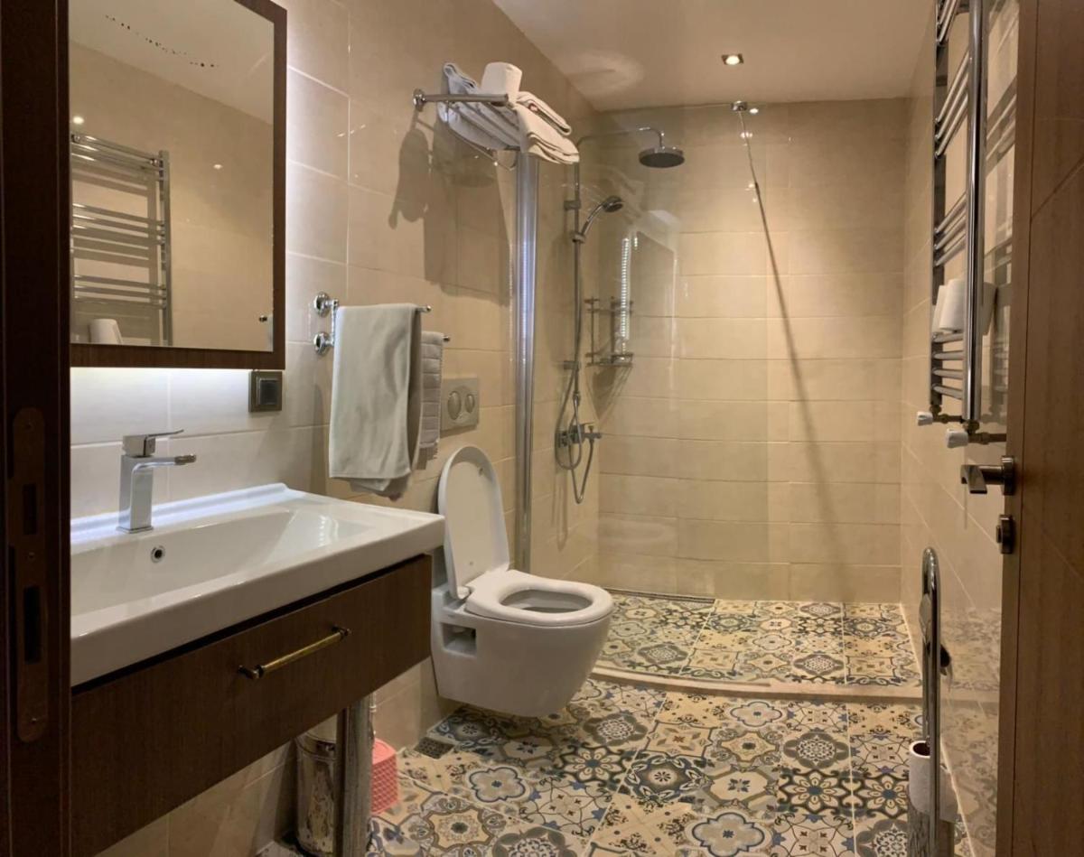 Royal Boutique House - Housity