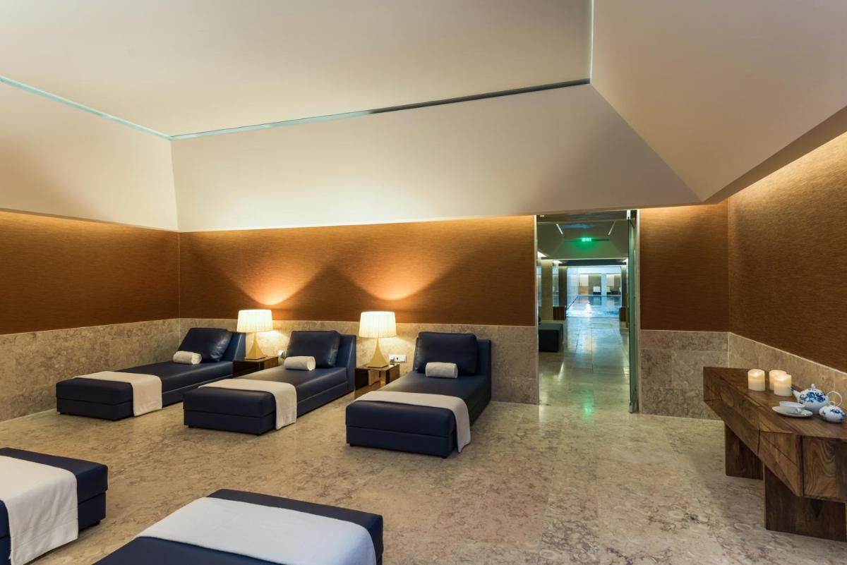 Uma área de estar em Palácio do Governador - Lisbon Hotel & Spa