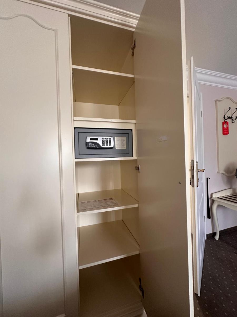 Hotel Waldblick - Housity