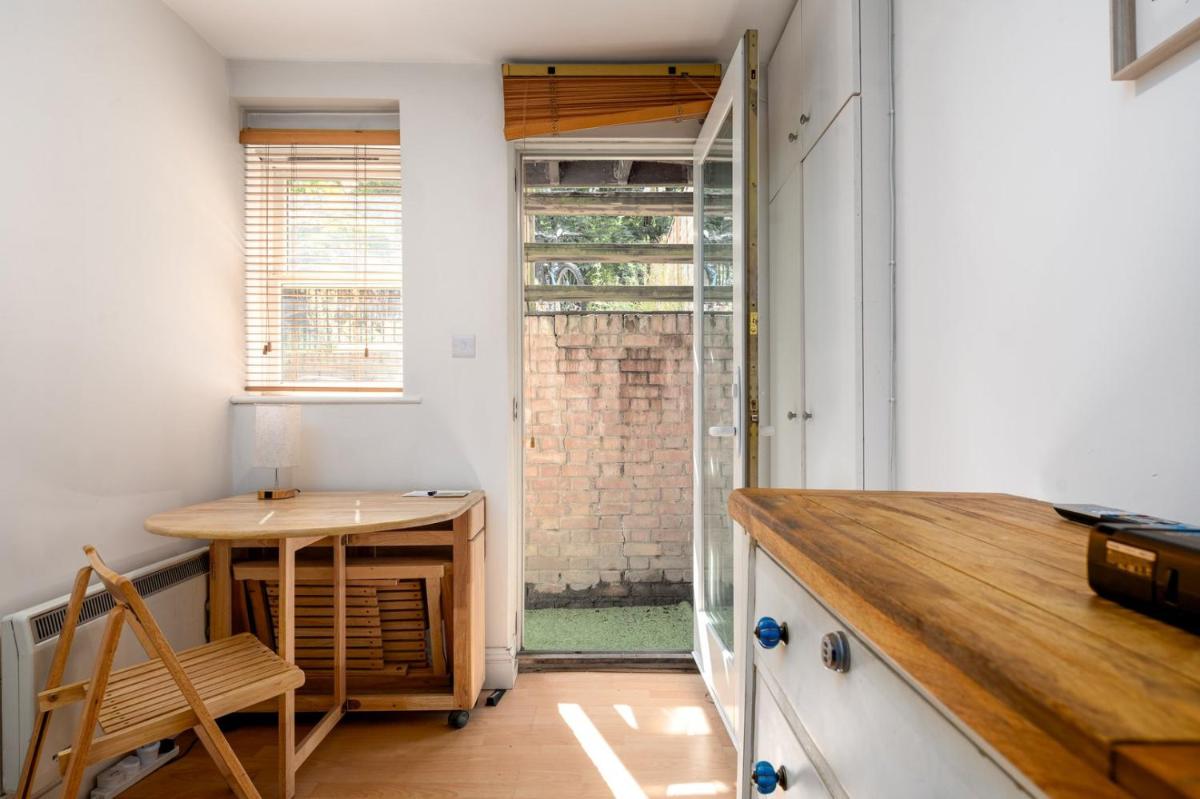 GuestReady - Cosy stay in West Hampstead - Housity