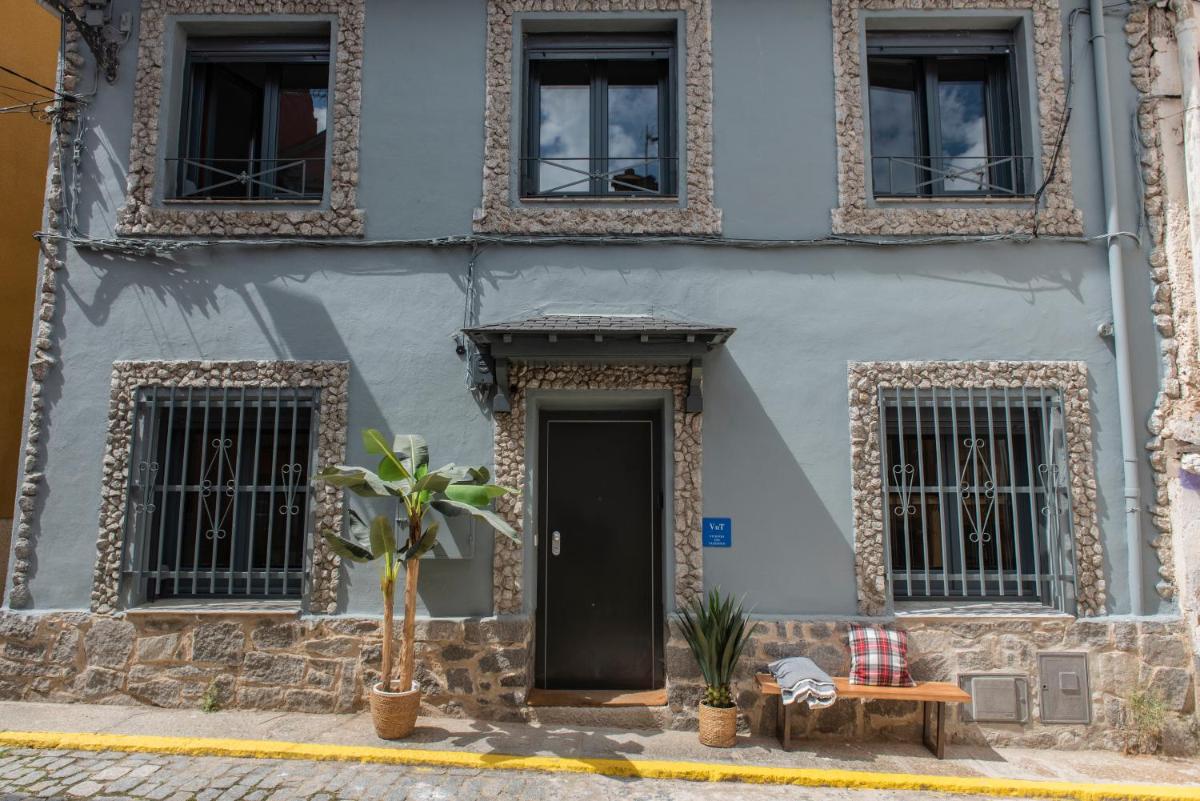 La Granja Villa - Housity