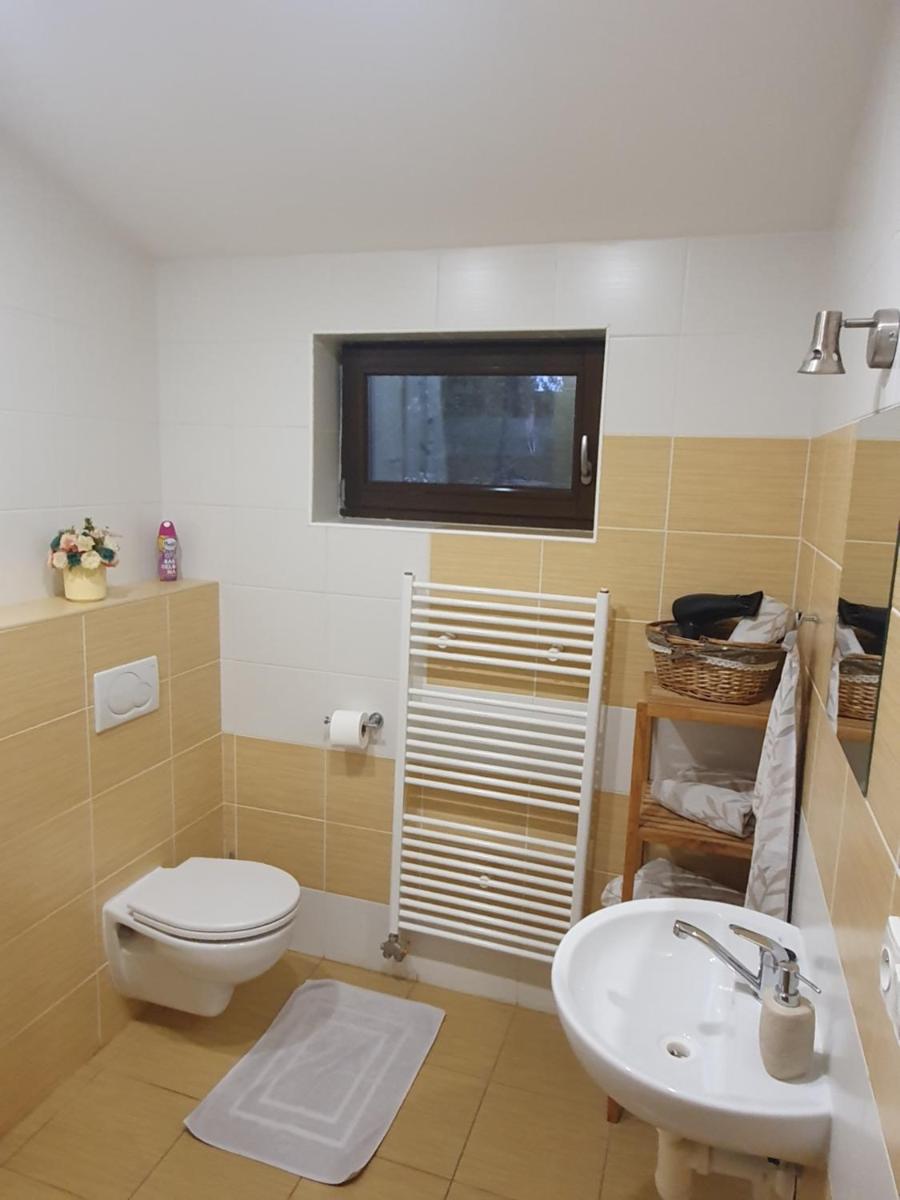 Privat Bartky - Housity