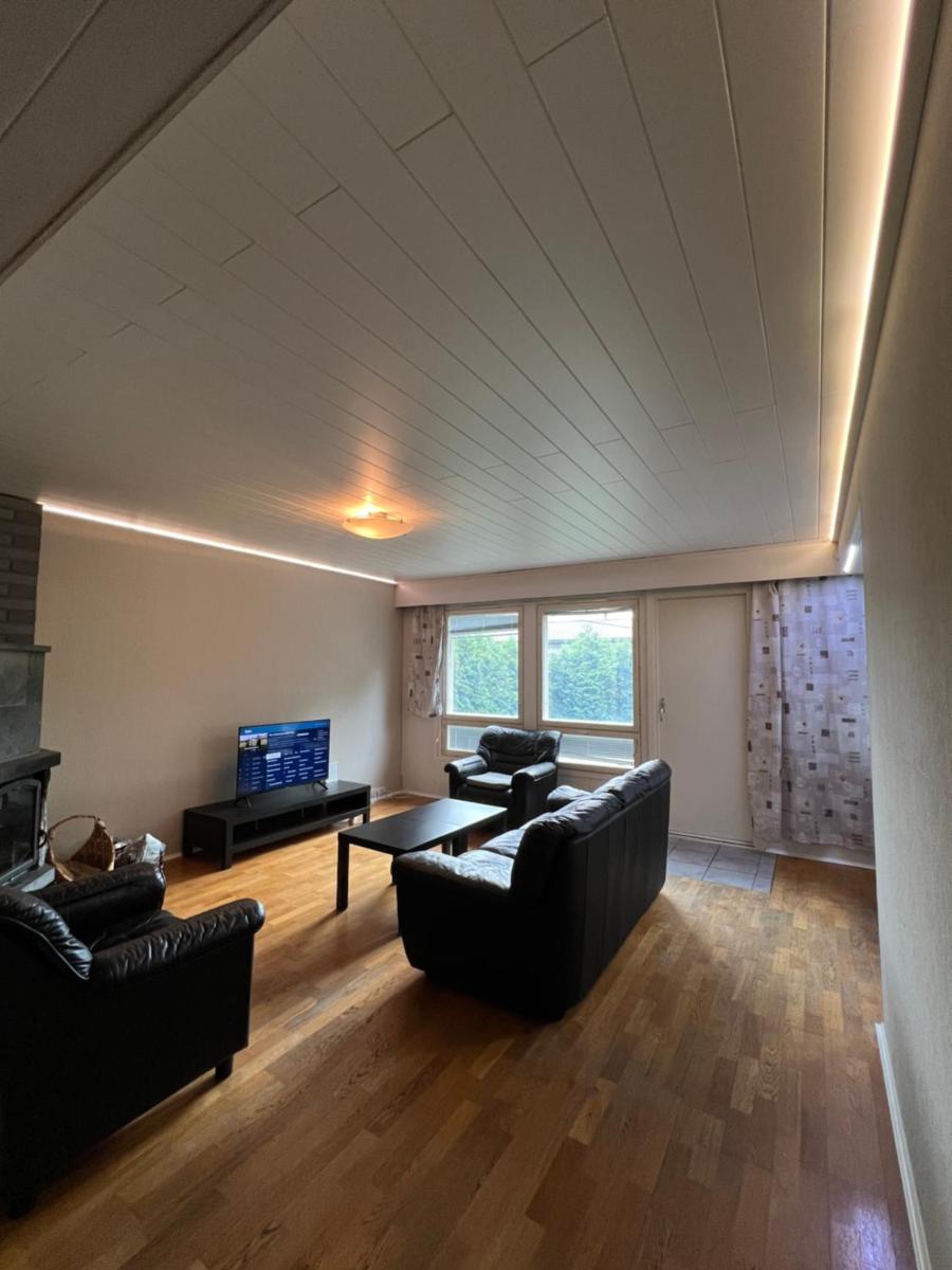 3 bedrooms house with garden - Hizvo