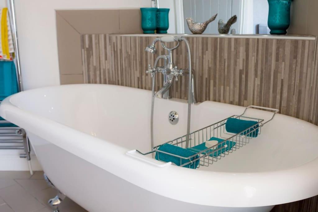The Croft Holiday Cottage - AA Accredited, Country Cottage - Housity