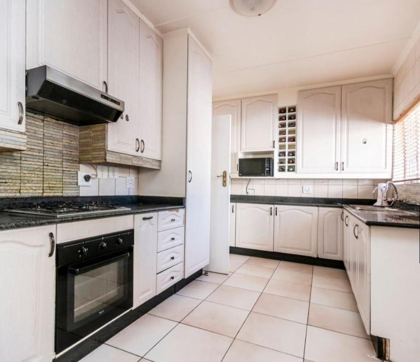 Abby Rose Guesthouse - Housity