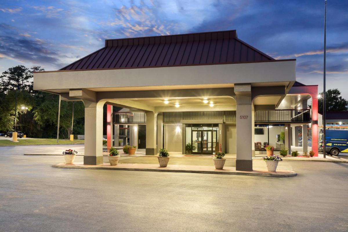 Red Roof Inn Wilmington NC - Housity