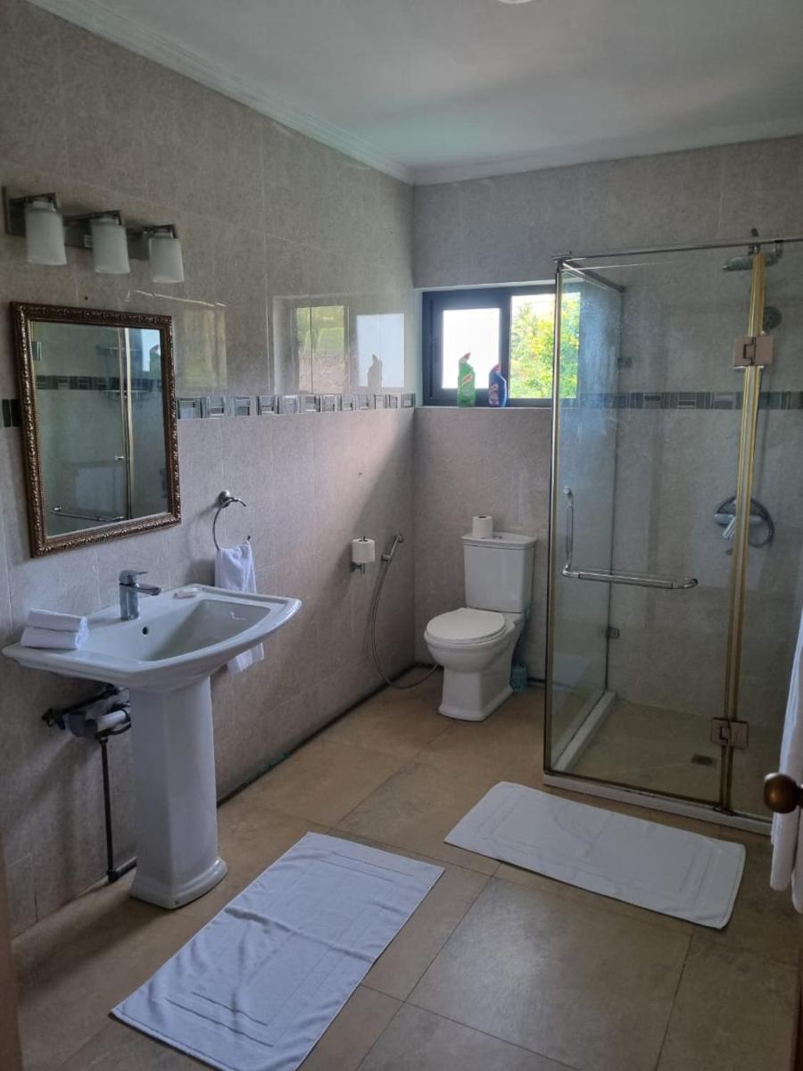 Les Forbans SelfCatering Apartment - Hizvo