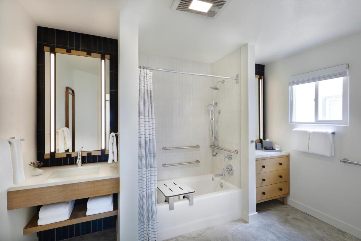 Sanctuary Beach Resort - Housity