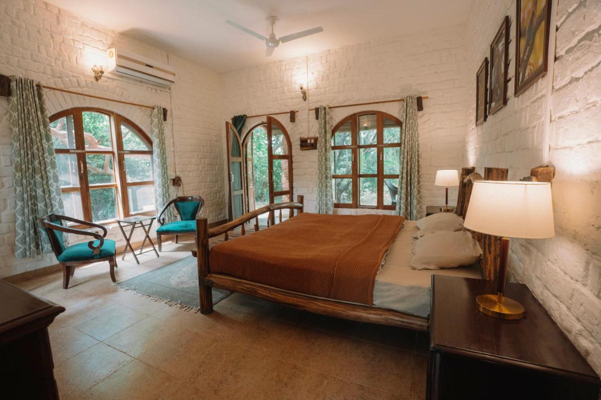Foothills Himalaya - Housity