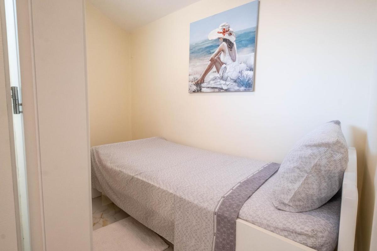 Premium Relax Rooms - Housity