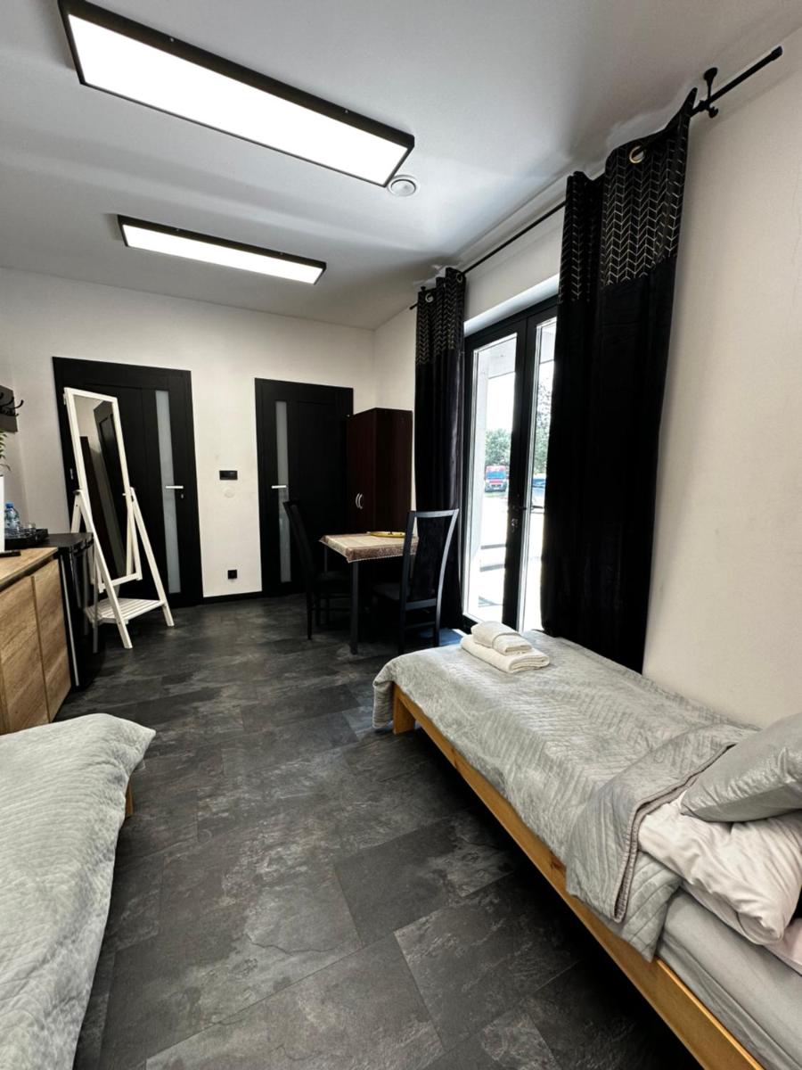 Modern Rancho - apartamenty nad rzeką, przy stadninie koni - Housity