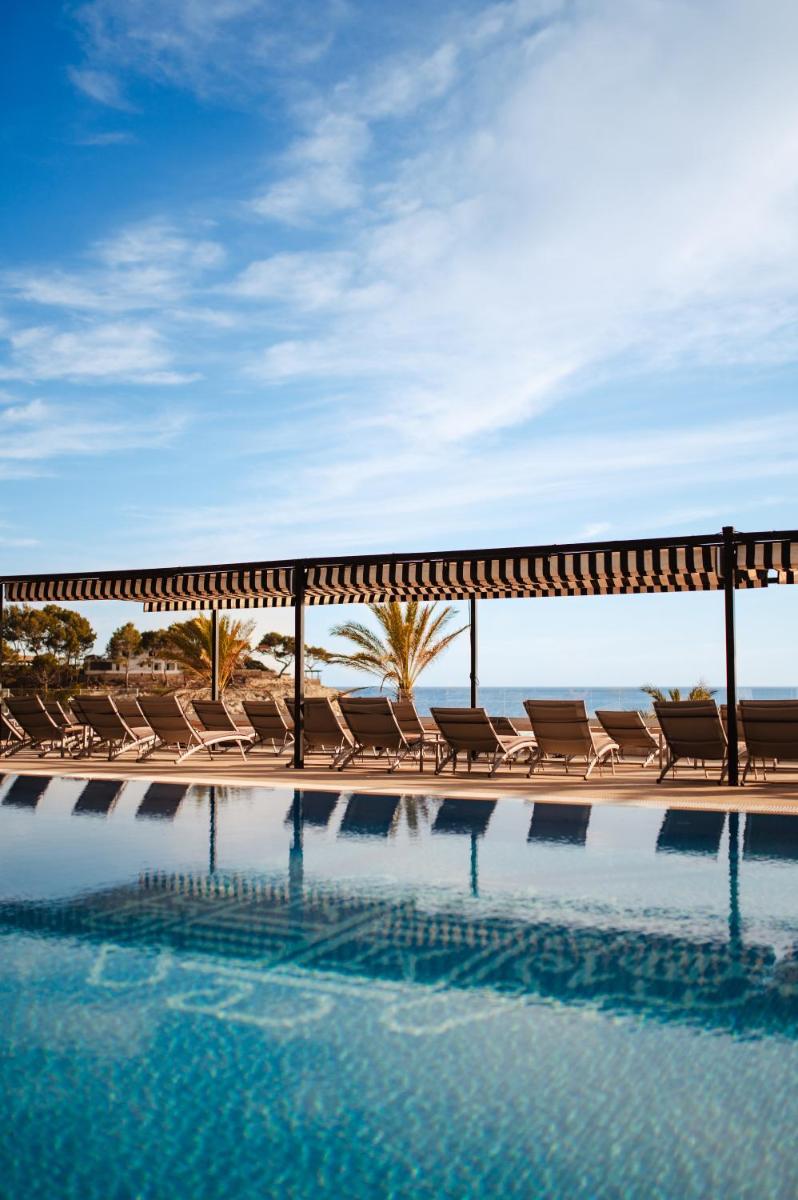 Piscina en o cerca de Secrets Mallorca Villamil Resort & Spa - Adults Only (+18)