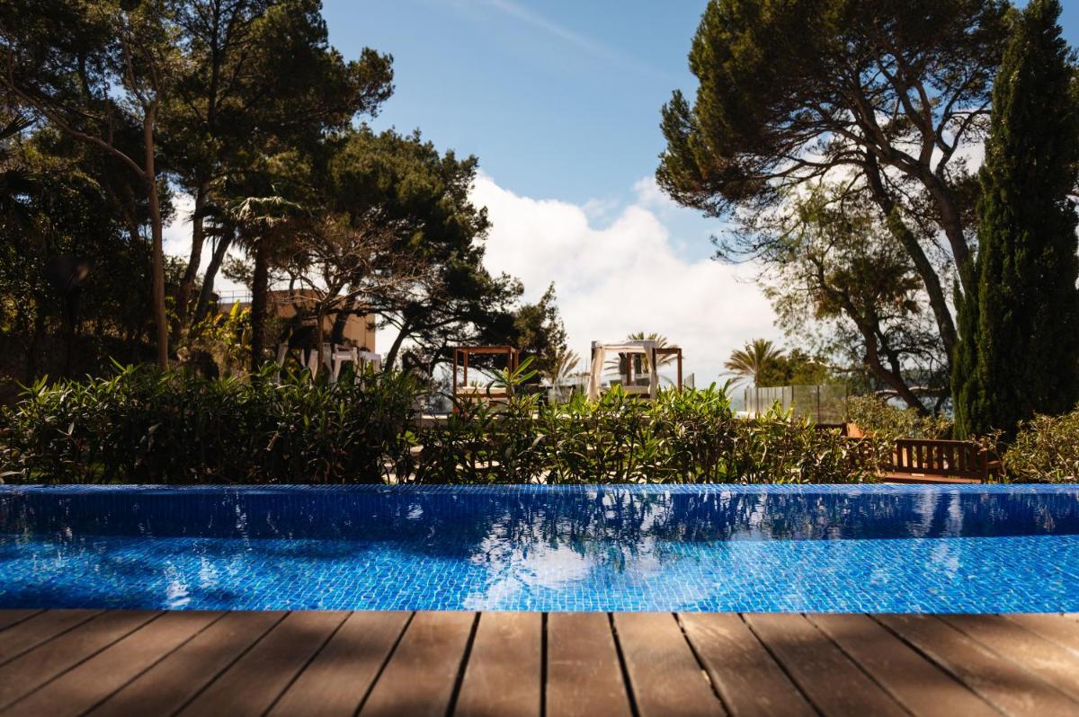 Piscina en o cerca de Secrets Mallorca Villamil Resort & Spa - Adults Only (+18)