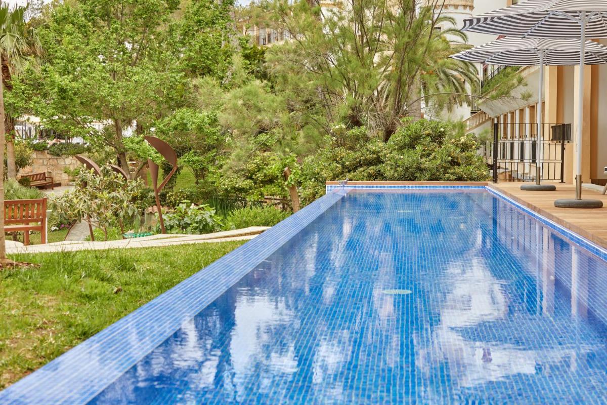 Piscina en o cerca de Secrets Mallorca Villamil Resort & Spa - Adults Only (+18)
