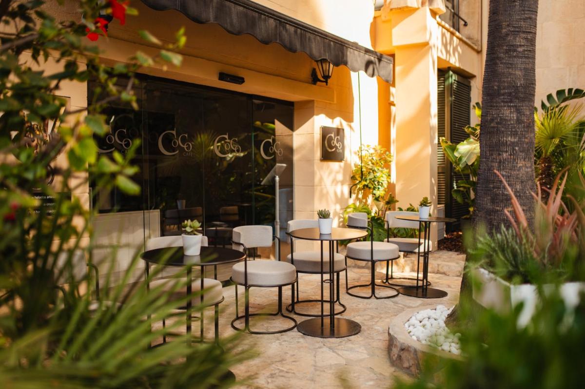 Jardín al aire libre en Secrets Mallorca Villamil Resort & Spa - Adults Only (+18)