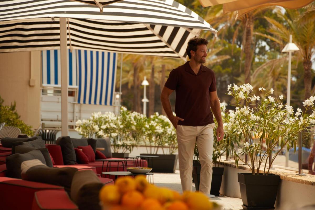 Clientes alojados en Secrets Mallorca Villamil Resort & Spa - Adults Only (+18)